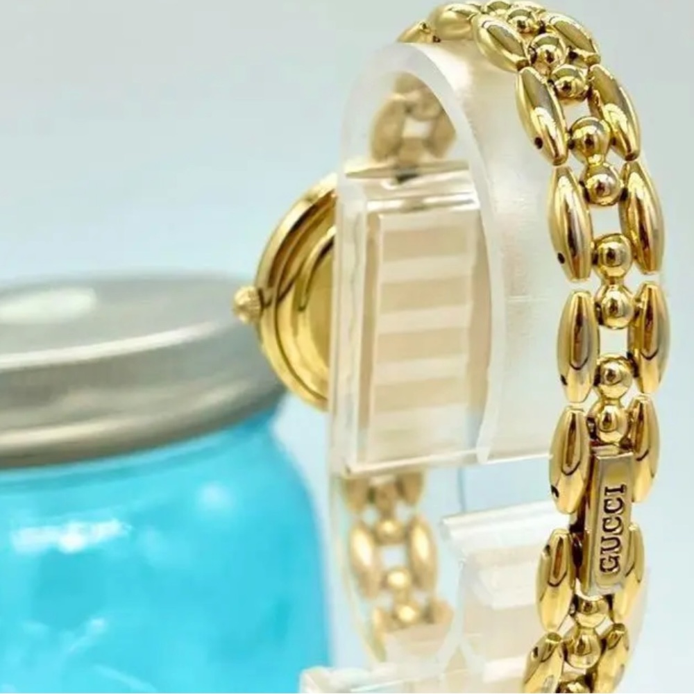 Gucci Metallic Bezel Luxury Gold Rope Vintage Statement Watch 14 k gold plated - Picture 6 of 8